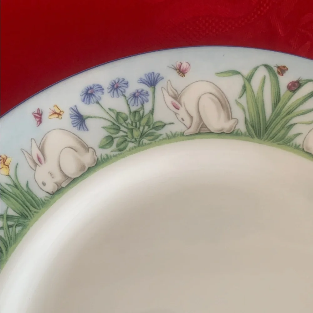 Tiffany & Co. Blue and Green Botanical Easter kids Plate 2003 meadows